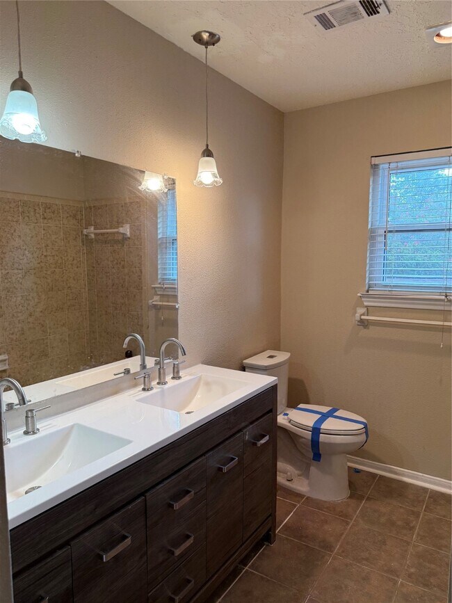 Building Photo - 6922 Addicks Clodine Rd