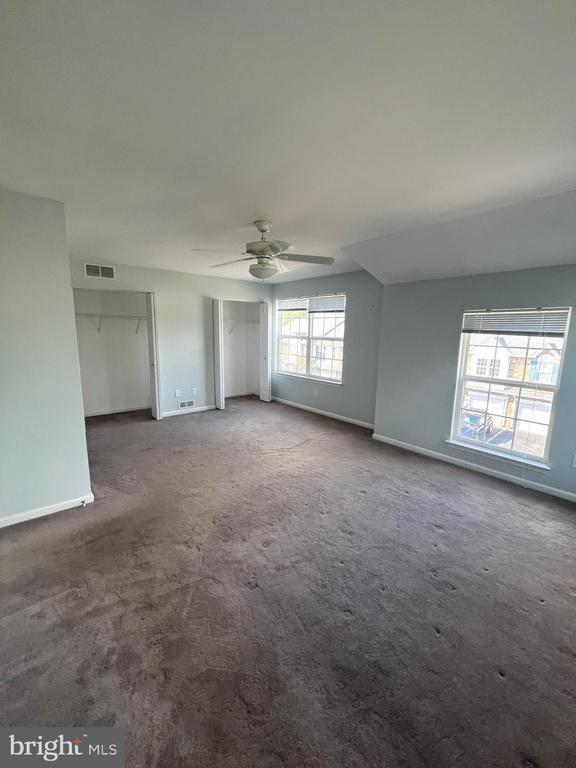 Building Photo - 313 Glenn Rose Cir
