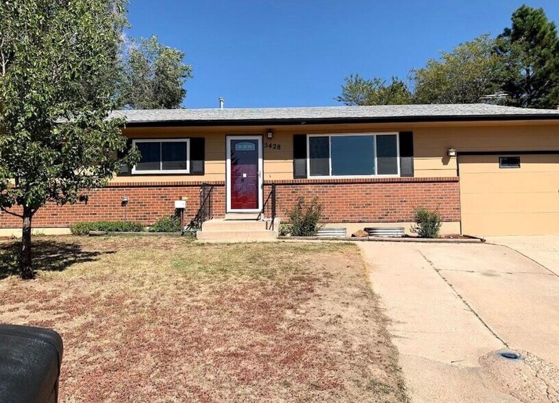 Building Photo - 5428 Escondido Ct