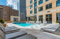 Building Photo - Aris Market Square