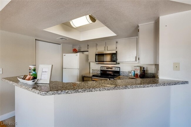 Building Photo - 8600 W Charleston Blvd
