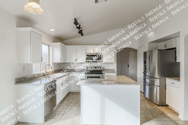 Building Photo - 12043 W Windrose Dr