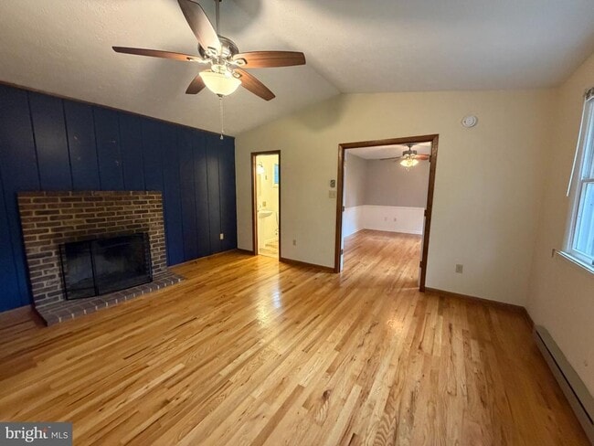 Building Photo - 23 Montague Cir