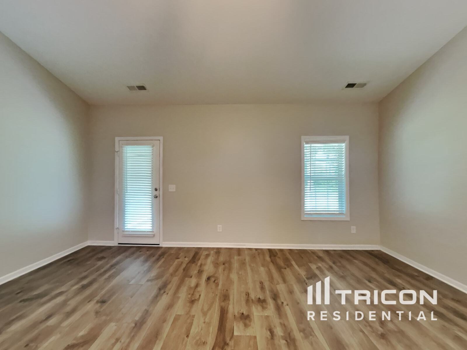 Building Photo - 829 Ellyson Dr