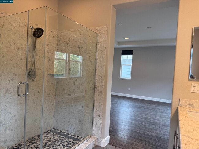 Building Photo - 64 Persimmon Walk