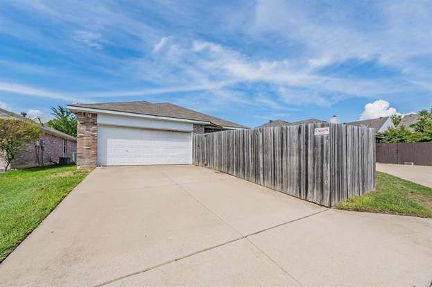 Building Photo - 703 Donny Brook Dr