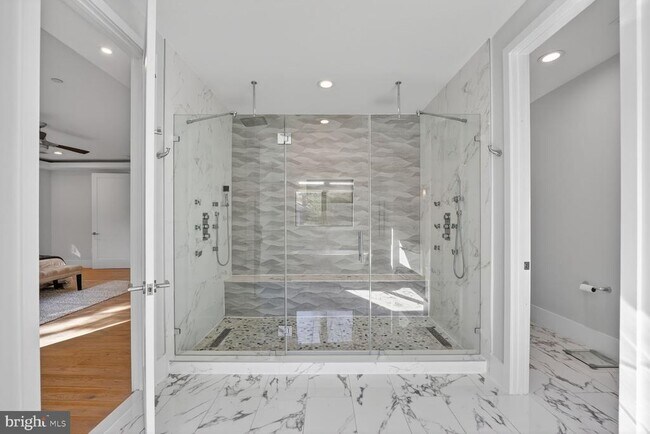 Building Photo - 5310 Dorsett Pl NW