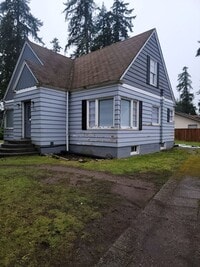 Building Photo - Charming, spacious Craftsman style Lakewood Home