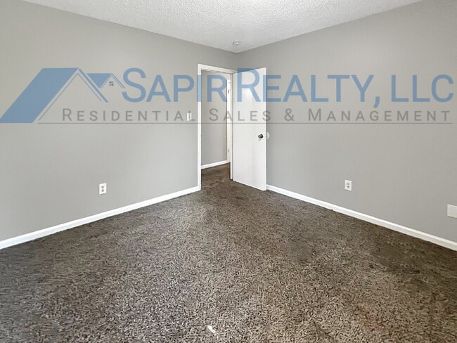 Building Photo - 8697 Embrey Dr