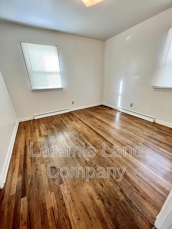 Building Photo - 1425 Fetterman Dr