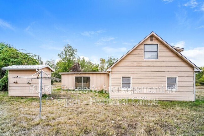 Building Photo - 32125 SE Hinman Ave