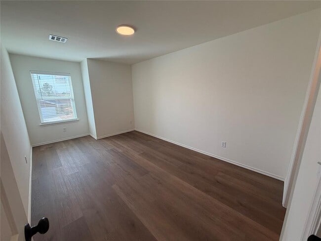 Building Photo - 201 E Main St