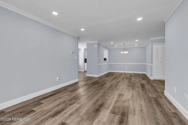 Building Photo - 401 Hampton Ct