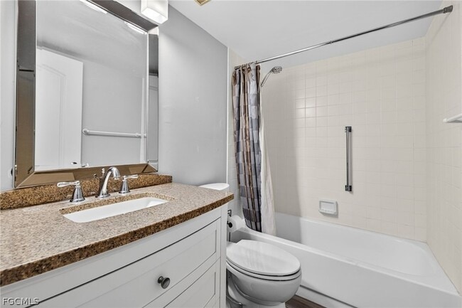 Building Photo - 7430 Lake Breeze Dr