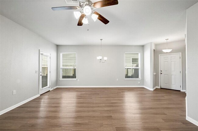 Building Photo - 821 Fortrose Ter