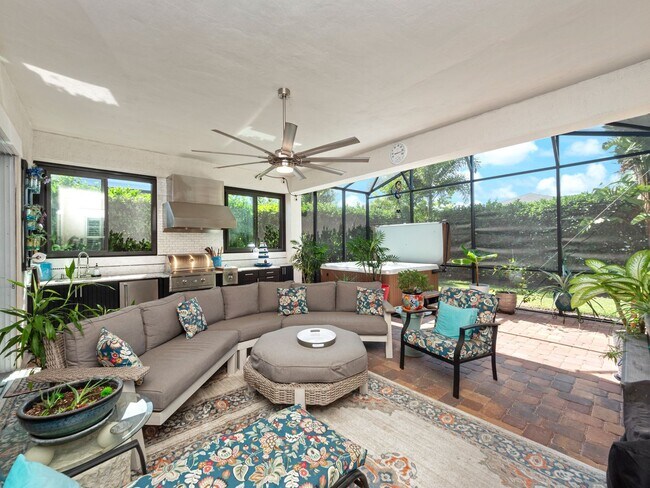 Building Photo - Exclusive Luxury Home in Twin Lakes, St. C...