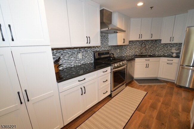 Building Photo - 406 Smith Ct