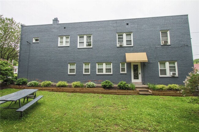 Building Photo - 544 Culver Pkwy