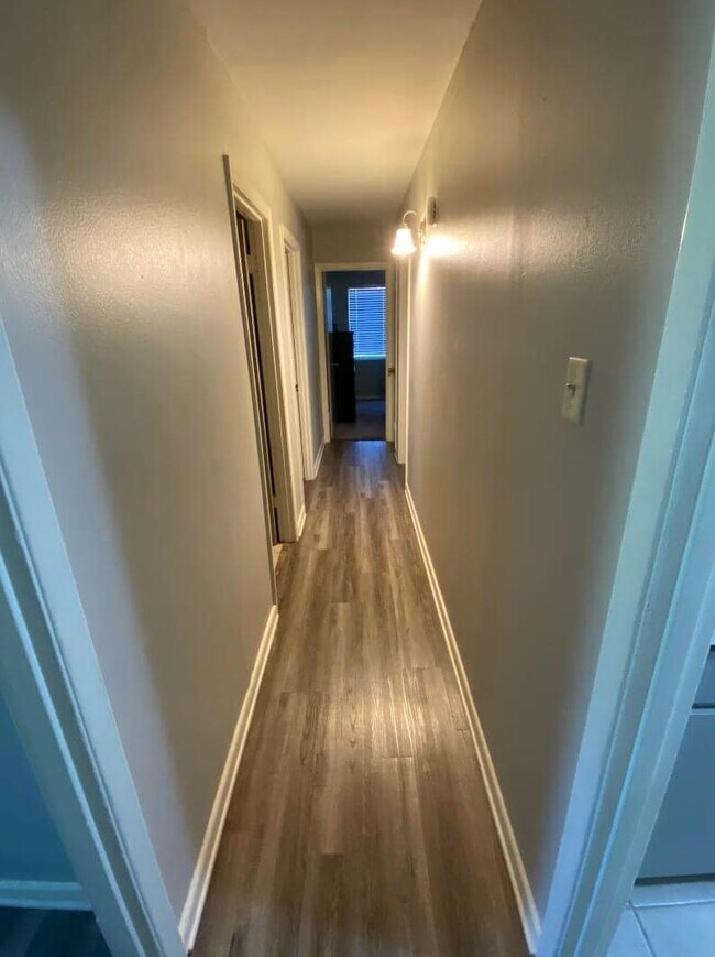 Building Photo - 416 Bayou Oaks Dr