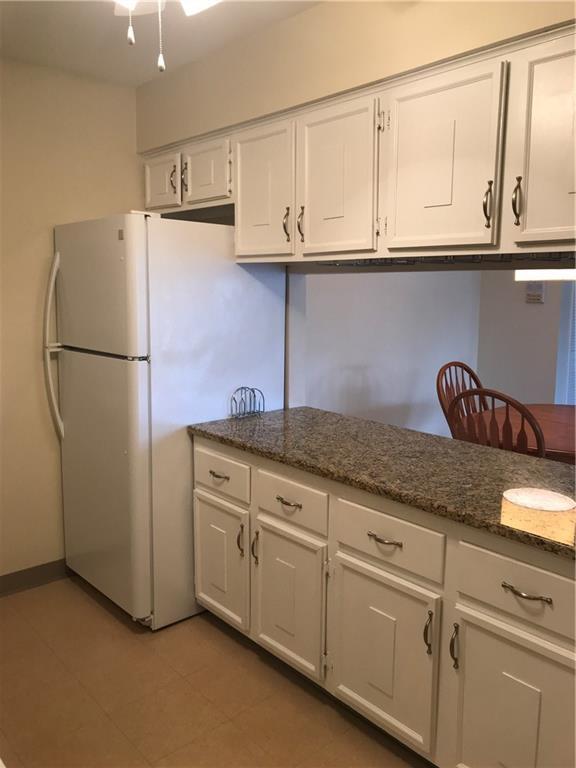 Building Photo - 400 Narragansett Pkwy