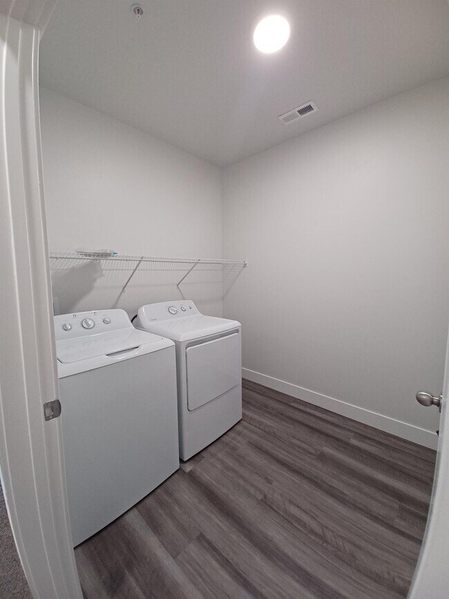 Building Photo - 3761 W 1480 N