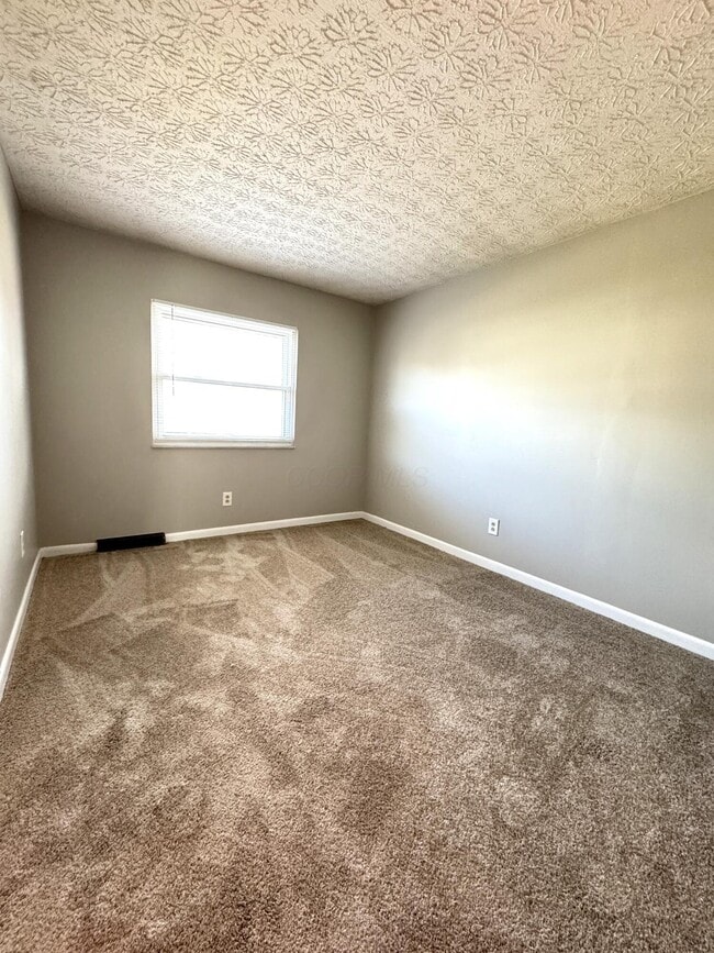 Building Photo - 5117 Bixford Ave