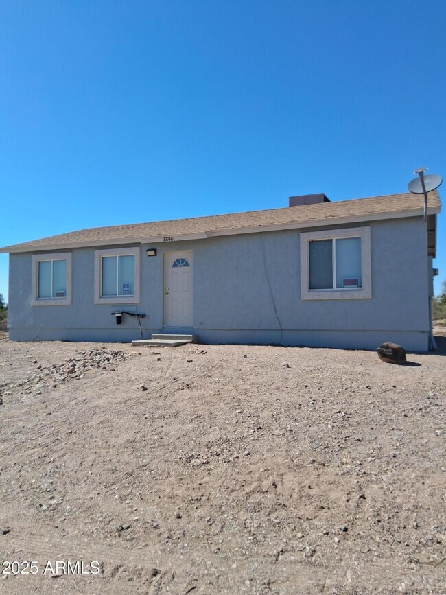 Primary Photo - 37140 W Desert Bloom St