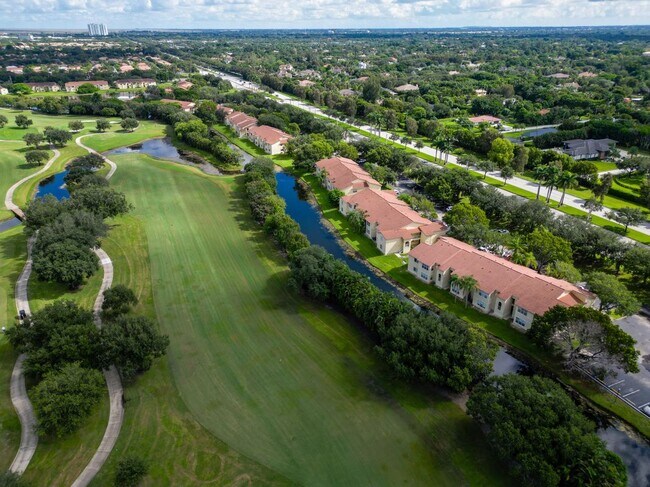 Building Photo - 417 Vista Isles Dr
