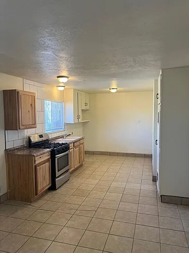 Building Photo - 13360 Navajo Rd