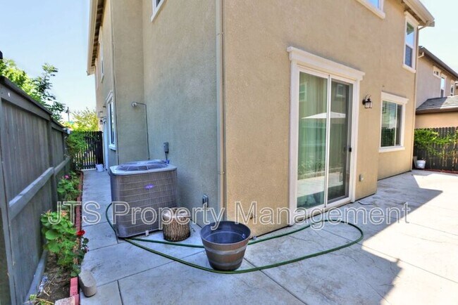 Building Photo - 4268 Emerald Gate Ln
