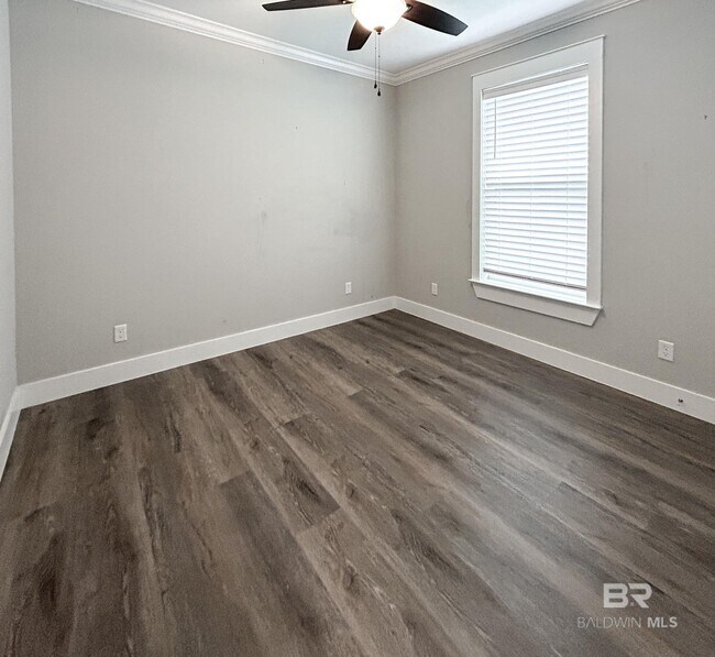Building Photo - 8101 Carmel Cir