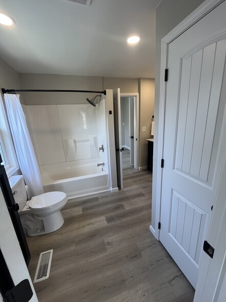 Building Photo - 1449 Marion St