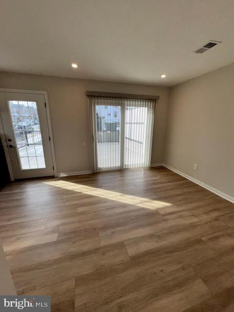 Building Photo - 102 Stuart Ave