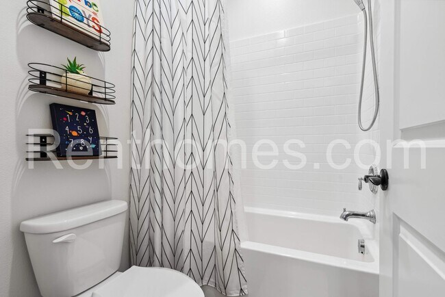 Building Photo - 21743 Deer Grass Dr