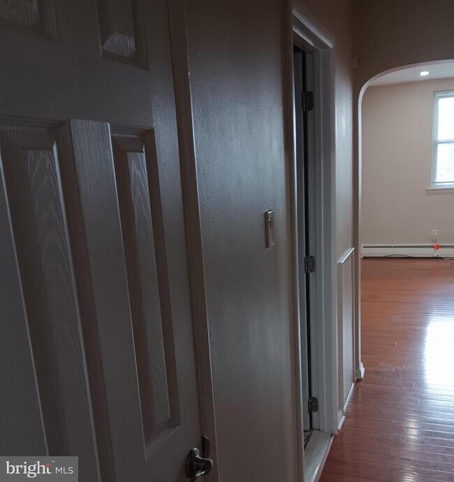 Building Photo - 153 BURMONT Rd