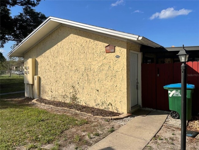 Primary Photo - 319 San Miguel St