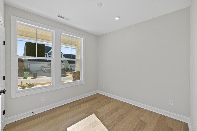 Building Photo - 253 Murray Grey Ln