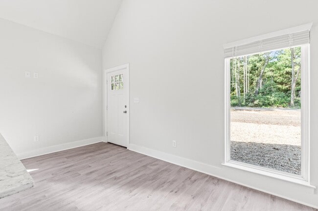 Building Photo - 20048 County Rd 4118