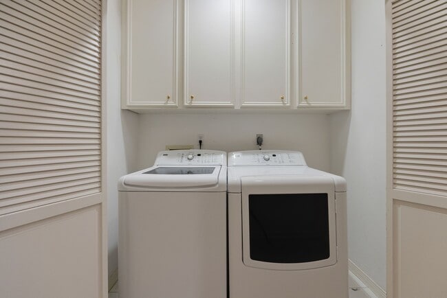 Building Photo - 3216 Rice Boulevard