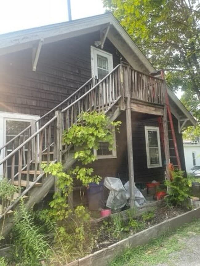 Building Photo - 2 bedroom apartment for Rent - Poughkeepsie