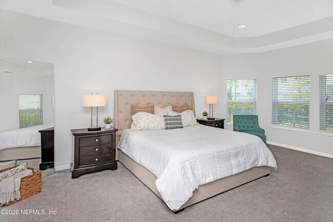 Building Photo - 179 Horsetail Ct