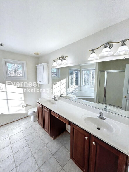 Building Photo - 1542 Jeffries Way