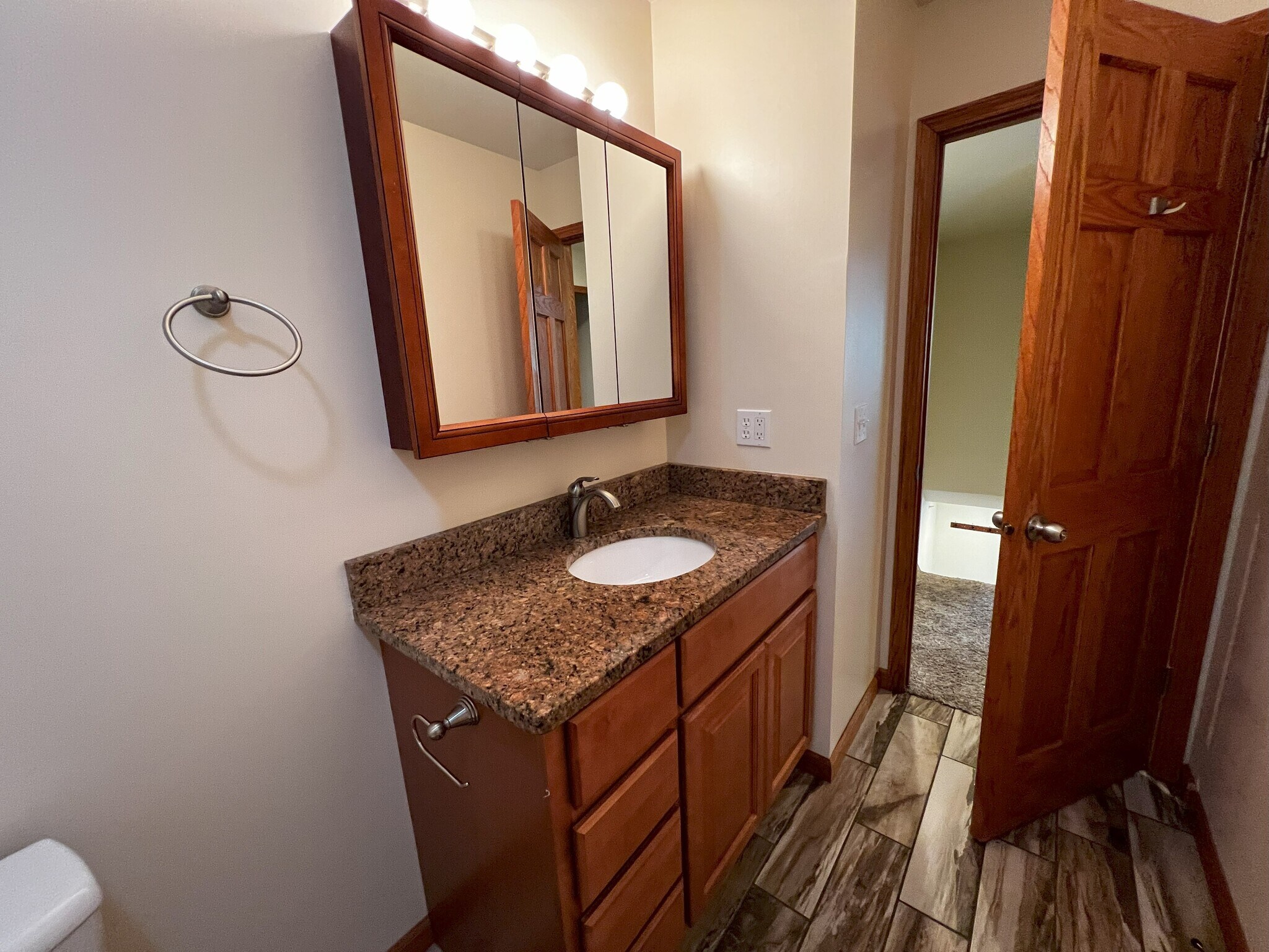 Building Photo - 202 Rail Rd