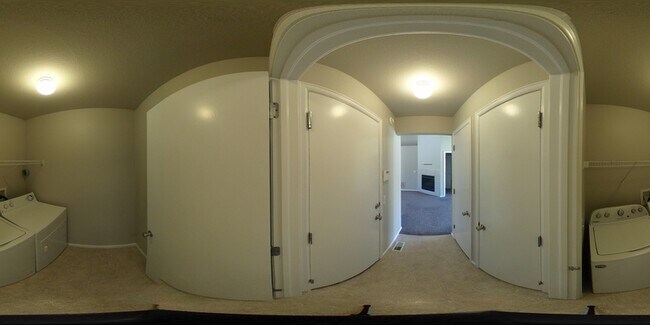 Building Photo - 6506 Summer Grace St