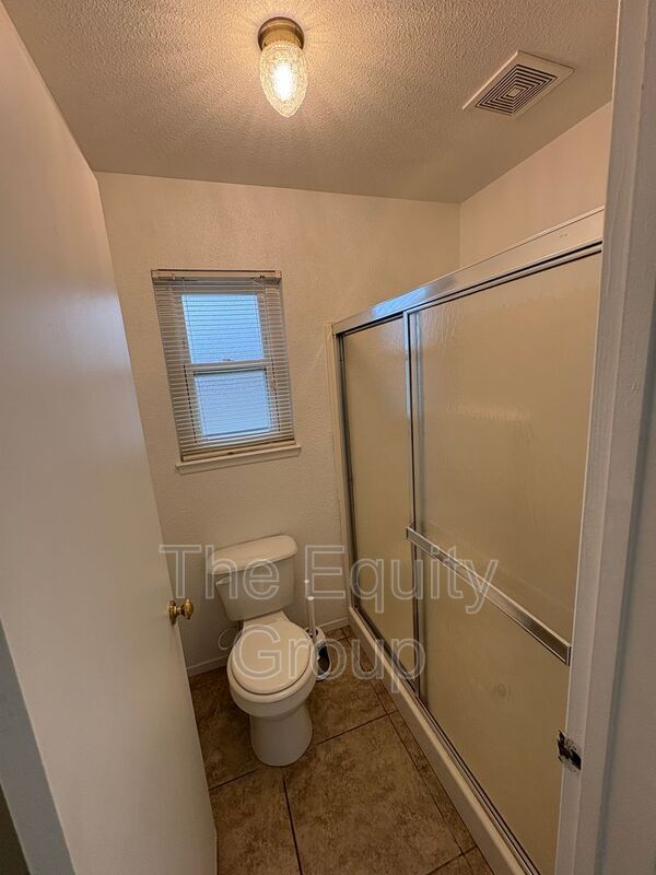 Building Photo - 1195 Santa Cruz Ave