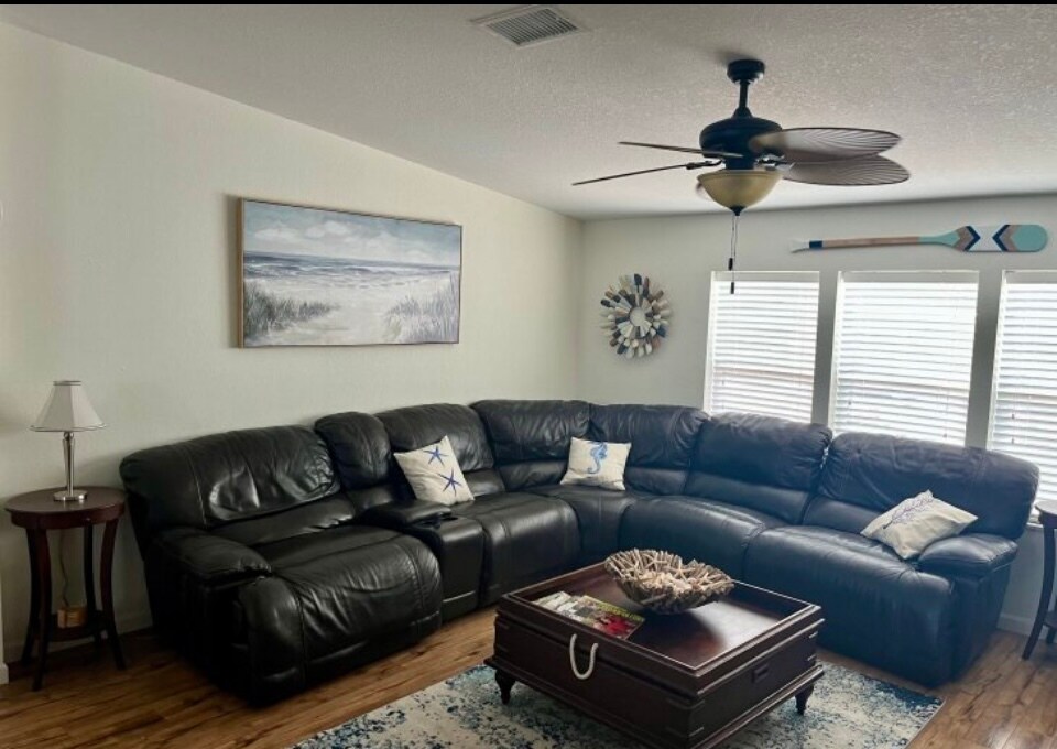 Sectional area in Living room #2 - 945 Plantation Rd