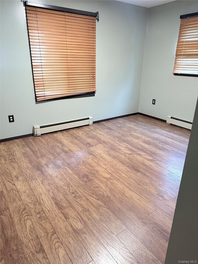 Building Photo - 41 Stratford Rd