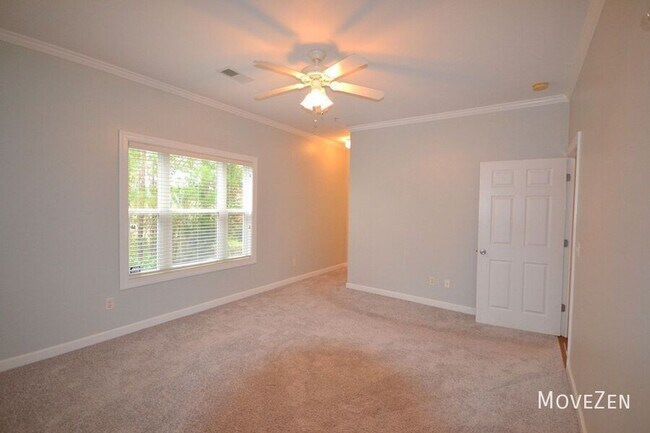 Building Photo - 210 Fullford Ln