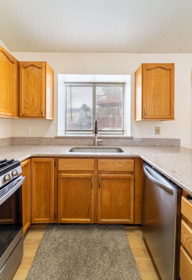 Building Photo - Remodeled home