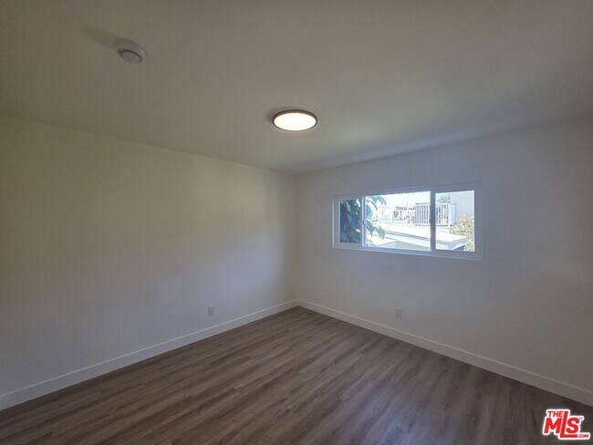 Building Photo - 25226 Loytan St